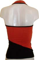 Remera escote V combinada atras